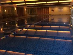 室内泳池-惠州洲际度假酒店·西餐厅