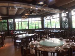 大堂-绿雅居原生态农庄(小涌店)