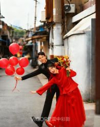 -雪中彩影婚纱摄影·微光艺术中心