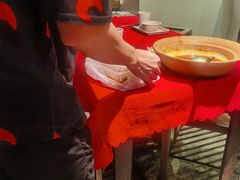 -龙巢盱眙龙虾·牛蛙·烧烤宵夜(八卦岭店)