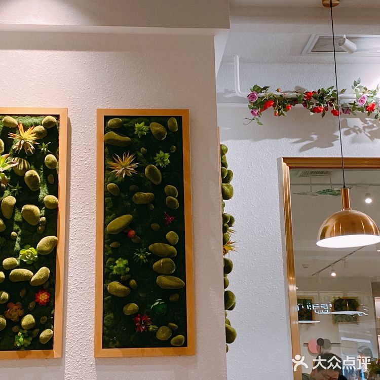 很多细节包括餐具都很精致，超适合打卡！️菜品