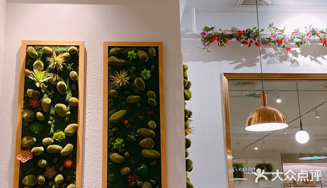 很多细节包括餐具都很精致，超适合打卡！️菜品