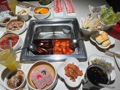 -海底捞火锅鲜切牛肉主题店(长寿路店)