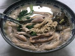 -明呈黄鱼面馆(斜土路店)