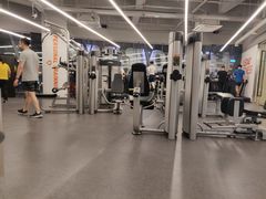 -乐刻运动健身(君临广场升级店)