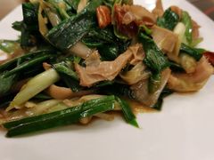 大蒜炒羊肚-庄行曹记羊肉(泗泾店)