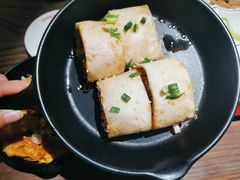 脆哨肉沫烤卷皮-丝恋丝娃娃(重庆龙湖店)