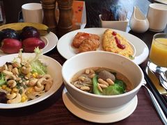 -广州汇华希尔顿逸林酒店