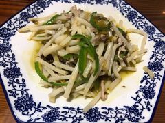 太湖芦苇根炒肉丝-呼吸森林·生态农庄农家乐私房菜