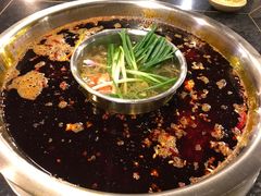 -邓莽子老火锅(中兴路总店)