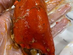 -凤凰路何眼镜香辣蟹(花果园店)