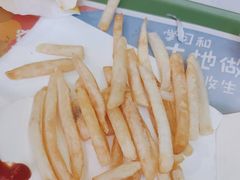 -麦当劳(汉口火车站候车室店)