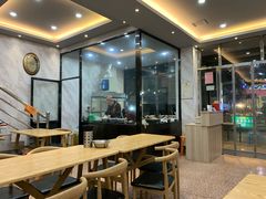 -白翔甜食店