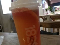 -1828王老吉·草本新茶(珠江新城地铁站店)