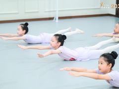 -DC少儿舞蹈培训中心(人民桥店)