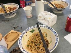 -梅溪·小伙子干挑面(安吉总店)