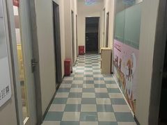 -柏斯音乐艺术中心·钢琴·吉他(上音店)