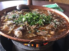 -朝伟清真铜瓢牛肉馆(三十年老·店)