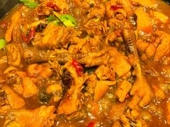 -挂旗柴锅鸡(蚌山区嘉年华店)