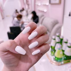 -花系美·美甲美睫精品店