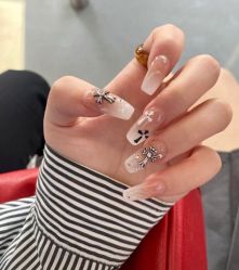 -LILY NAILS美甲美睫