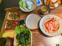 -野山舂·贵州现舂酸汤火锅(鸿通城店)