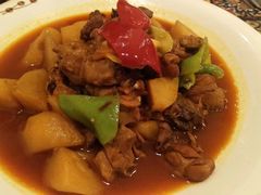 沙湾大盘鸡-西域盛宴烧烤新疆菜清真餐厅(古美店)