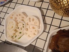 -山悦里 山野·鲜火锅(罗斯福广场店)