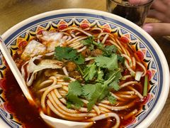 -鑫花溪牛肉米粉(人民广场店)
