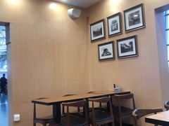 -陇兴楼(西安咸阳国际机场店)