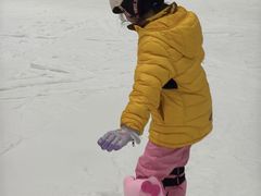 -乔波室内滑雪场