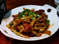 金钩压红烧肉-炉鼎记私房菜(总店)