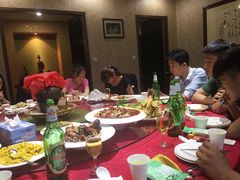 -蓝海国际大饭店·蓝钻自助百汇(兰山店)