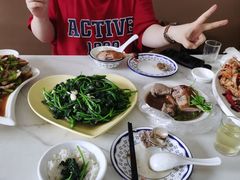 -覃记海鲜美食餐厅