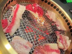 -铭牛烧肉·和牛海鲜自助(高新月牙湖店)