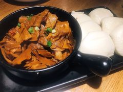 高山笋干烧肉-杭百味·大众精选杭帮菜(西湖音乐喷泉店)