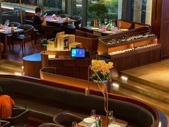 -MONICH牛排融合餐厅(和义大道购物中心店)