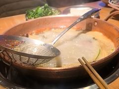 -洱火云南酸菜牛肉火锅(石景山当代商城店)