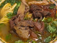 -金杨拉面王小吃面馆·牛三宝面·红烧牛肉粉