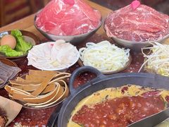 -赵美丽·重庆社区火锅·直营店(火车东站·中豪国际店)