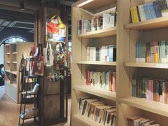 -光海书局(南京东路第一百货店)