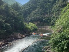 -安吉龙王山峡谷漂流