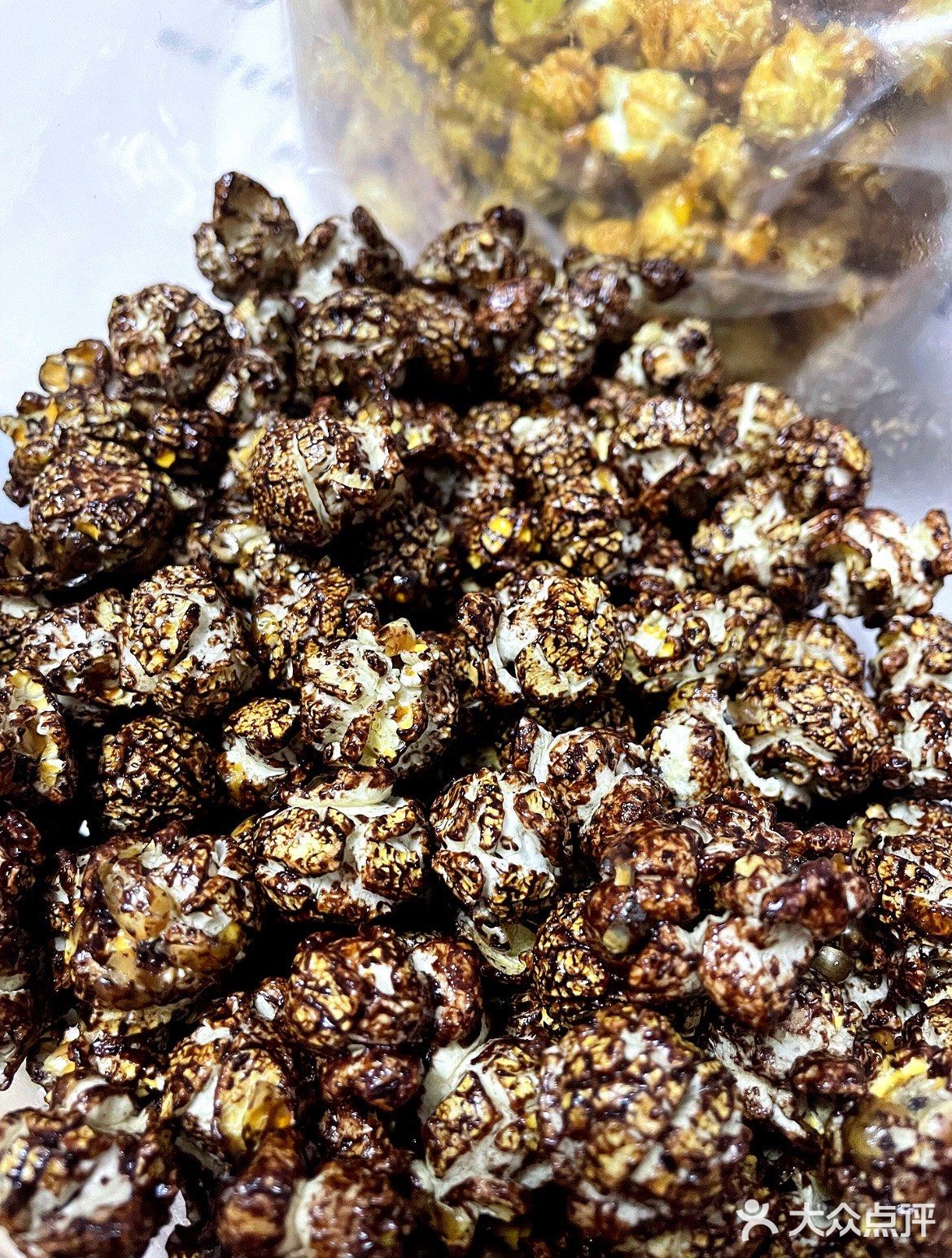 宅家必备爆米花，这个德芙巧克力的还不错～