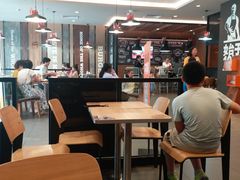 大堂-汉堡王(中央广场店)