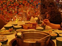 -润园四季椰子鸡火锅(卓越INTOWN店)