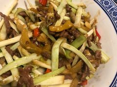-俏湖兰·辣椒炒个肉(海沧店)