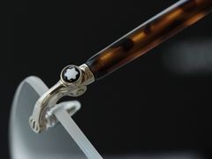 -目艮眼镜SHOWROOM(品牌集合店)