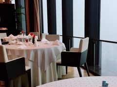 靠窗位-金陵饭店 56F 家·海鲜火锅餐厅