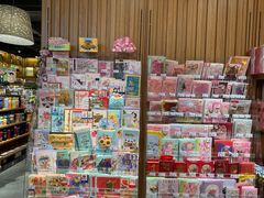 -百新书局(尚悦湾店)