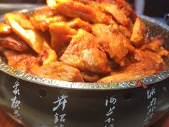 -金滏山·烤肉海鲜火锅自助(襄阳万达店)